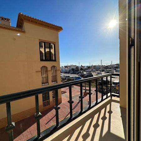 Appartement Tiyoweh à Nerja Extérieur photo