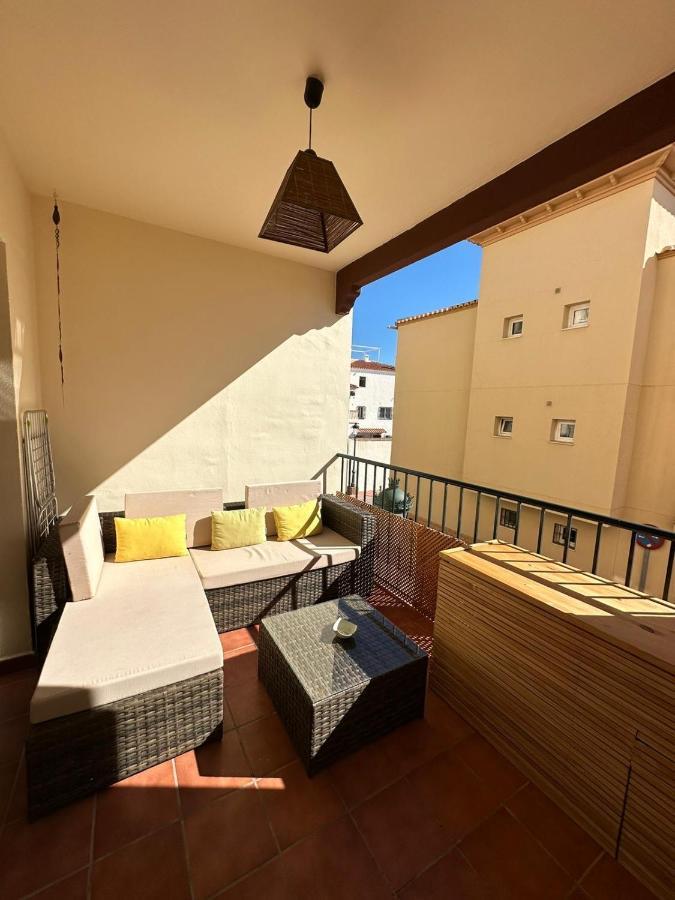 Appartement Tiyoweh à Nerja Extérieur photo