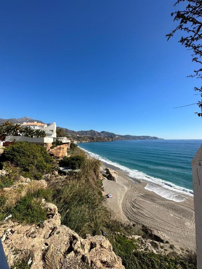 Appartement Tiyoweh à Nerja Extérieur photo
